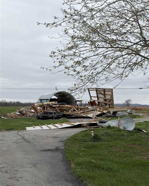 storm damage in leitchfield